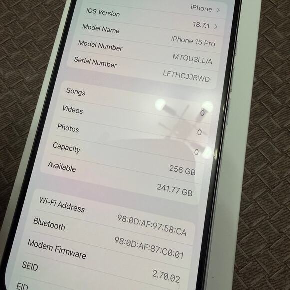 iPhone 15 Pro – 256GB – Unlocked – Natural Titanium - Picture 4 of 6